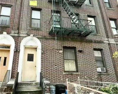 1 Bedroom 6BA 5364 ft Studio For Sale in Brooklyn, NY