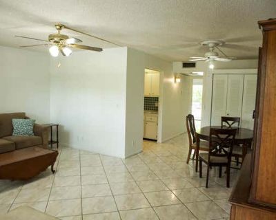 1 Bedroom 2BA 702 ft Condominium For Sale in PEMBROKE PINES, FL