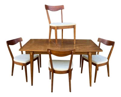 American of Martinsville Dining Set With Four Chairs