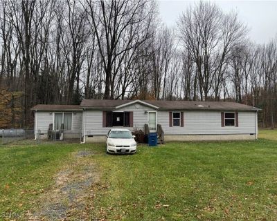 Anderson Anthony Rd, Leavittsburg, Home For Sale