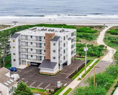 1 Bedroom 1BA Condominium For Sale in BRIGANTINE, NJ