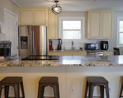 Furnished Room for Rent - Live in Southeast Raleigh