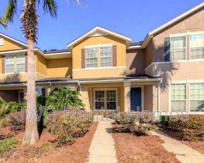 3 Bedroom 2.5BA 1476 ft Pet-Friendly Apartment For Rent in Oakleaf Plantation, FL