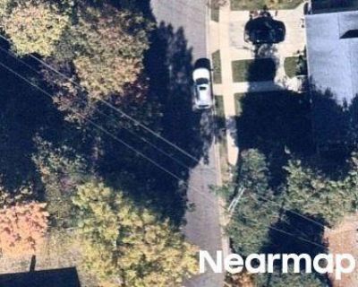 Foreclosure Property in Hicksville, NY 11801 - Ave