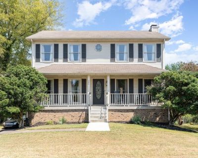 Broadmore Dr, Clarksville, Home For Sale