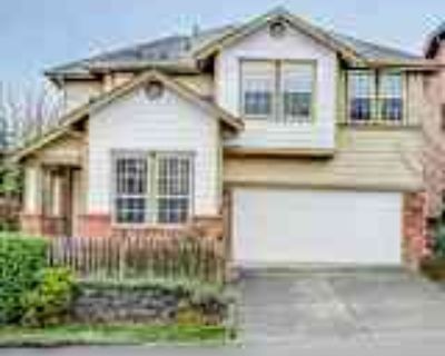 4 Bedroom 2BA 2003 ft² Pet-Friendly House For Rent in Kirkland, WA 13229 120th Avenue Northeast