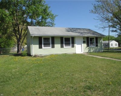 3 Bedroom 1BA 852 ft Apartment For Rent in Newport News, VA