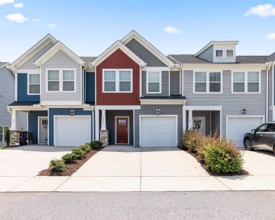 3 Bedroom 2BA Single Family House For Rent in Greenville, SC