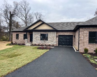 Furnished Room for Rent - Cozy 1BR Townhouse in Bardstown | Available Now