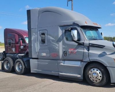 2020 Freightliner Cascadia 126