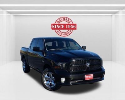 2014 RAM 1500 4X4 Express 4DR Crew Cab 5.5 FT. SB Pickup
