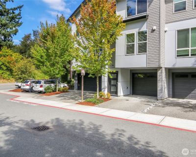 3 Bedroom 3BA 1581 ft Apartment For Rent in Lynnwood, WA