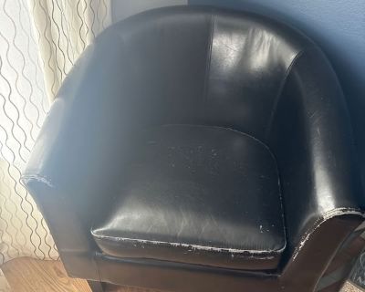 Obvious wear, but comfortable and sturdy Check out the pictures at: