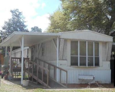 2 Bedroom 1BA 840 ft Manufactured Home For Sale in PENSACOLA, FL