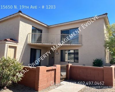 2 Bedroom 2.5BA 1340 ft Pet-Friendly Condo For Rent in Phoenix, AZ