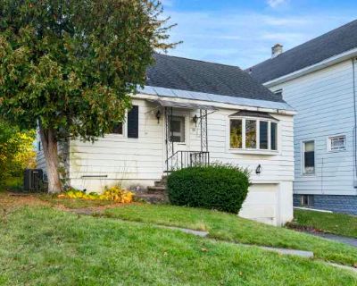 3 Bedroom 2BA 1152 ft Pet-Friendly Apartment For Rent in Utica, NY