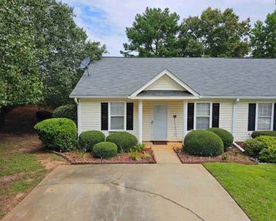 2 Bedroom 2BA 1080 ft Furnished Townhouse For Sale in CHAPIN, SC