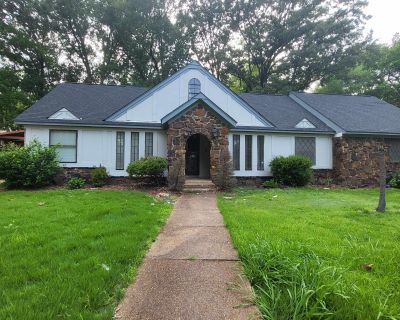 5195 WREN CV. Property for Rent in Memphis, TN for $1,825 with 4 bedrooms and 2 full baths, 1 half bath. This 2,348 square foot property was built in 1972.. Discover the perfect rental in Williamsburg Park 2nd Addition! This traditional home offers spacious bedrooms, separate living, dining, and den areas, an eat-in kitchen, and a large covered patio with multiple entries. Don't miss out on thi...