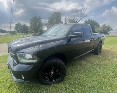 2014 Ram 4x4. Midnight Edition