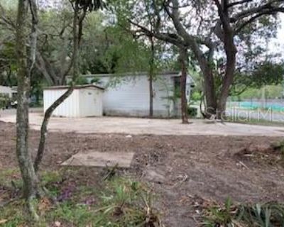 1 Bedroom 2400 ft Studio For Rent in Apopka, FL
