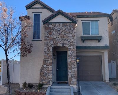 3 Bedroom 2BA 1299 ft Apartment For Rent in Las Vegas, NV