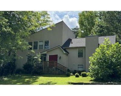 5 Bed 3 Bath Foreclosure Property in Marietta, GA 30062 - Fox Creek Dr