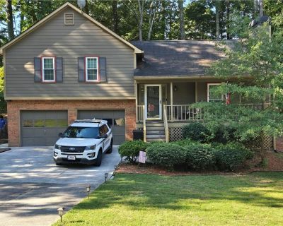 3 Bedroom 2BA 1368 ft Single Family House For Sale in Powder Springs, GA