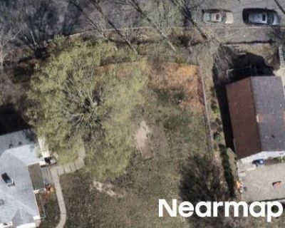 5 Bed 3 Bath Preforeclosure Property in Lawrence, MA 01841 - Highgate St # 18