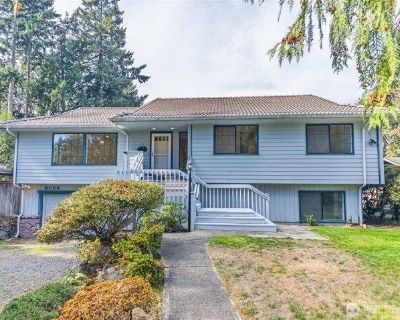 4 Bedroom 3BA House For Rent in Lakewood, WA