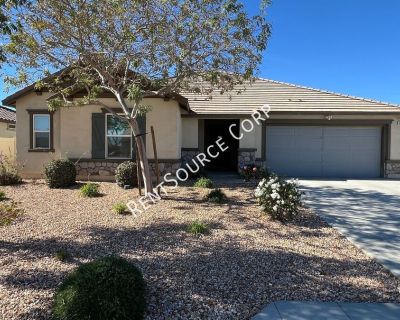 3 Bedroom 2BA 1914 ft Pet-Friendly Single-family home For Rent in Lancaster, CA