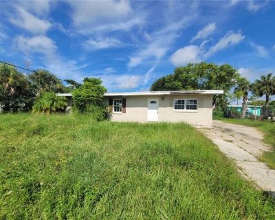 Key Ln, Port Charlotte, Home For Sale