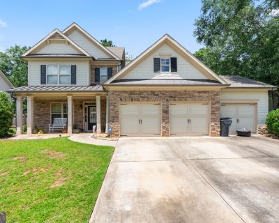 4 Bedroom 2BA 2572 ft Single Family House For Sale in Perry, GA