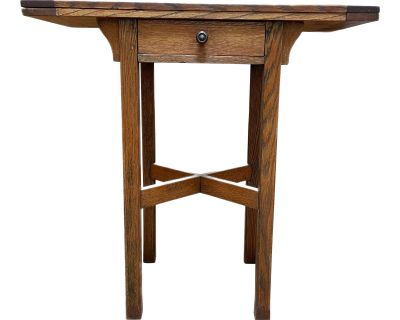 Early 19th Century Antique Oak Card Table With Felt Covered Flip Top