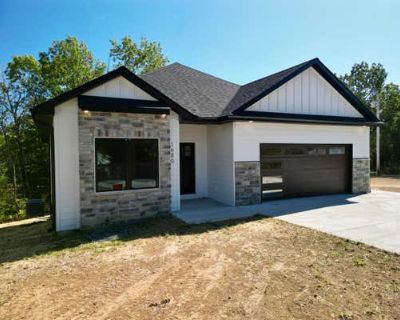 3 Bedroom 3BA 2421 ft Single Family Home For Sale in COLUMBIA, MO