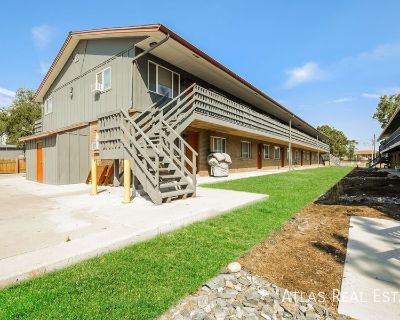 6484 W 13th Avenue. Heather Barone 303.529.3676 heather.barone@realatlas.com www.realatlas.com 1 MONTH FREE RENT WITH A LEASE SIGNED BY 12/1!! This unit includes -2 Bedrooms/ 1 Bathroom -Newer flooring and paint -Close to light rail -Washer and Dryer -Tons of natural light -Off Street Parking and Parking Lot Rent: $1,095 per month/ 18 MONTH LEASE $100 utility fee for water, sewer, trash. Reside...