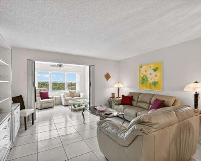 1 Bedroom 2BA 986 ft Furnished Condominium For Sale in LAKE WORTH, FL