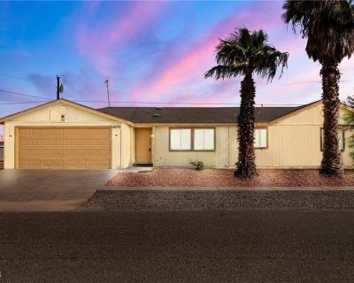 3 Bedroom 2BA 1278 ft Mobile Home For Sale in Pahrump, NV