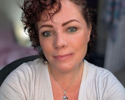 Tiffany - Needs an Apartment on iROOMit or a Room