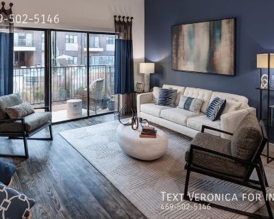 2 Bedroom 2BA 1183 ft Pet-Friendly Apartment For Rent in Plano, TX