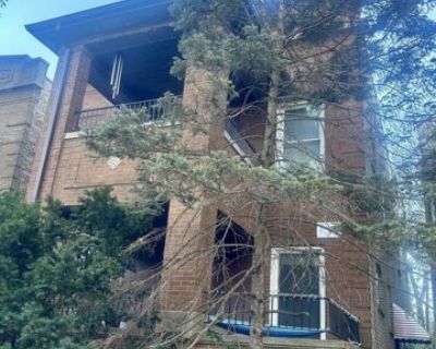 6434 N Magnolia Ave Unit 2. Large very sunny 3 bedroom apartment with beautiful hardwood floors, a large living room with decorative fireplace and stained glass windows, an attached private balcony ideal for your perfect cup of coffee, a separate dining room with beautiful woodwork and stained glass windows, a newly rehabbed chefs kitchen with stainless steel appliances, custom cabinets, and st...