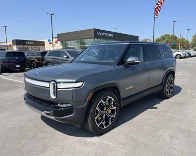 2022 Rivian R1S Launch Edition