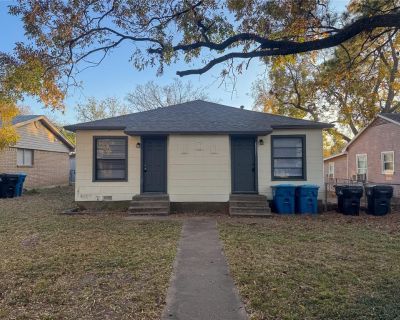 2 Bedroom 1BA 875 ft Single Family House For Rent in Denison, TX
