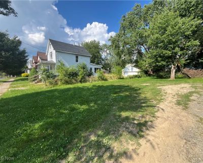 Lots and Land For Sale in Akron, OH