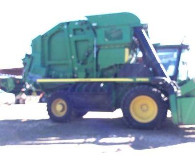 2016 John Deere CP690