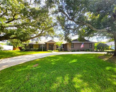 3 Bedroom 2BA 2970 ft House For Rent in Vero Beach, FL