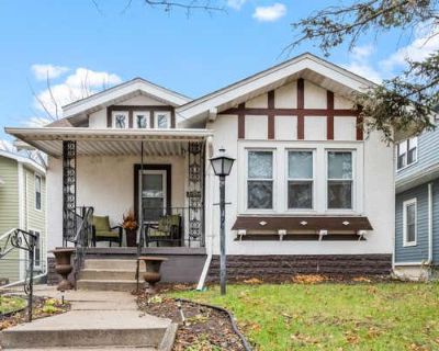 3 Bedroom 2BA 2097 ft Single Family Home For Sale in MINNEAPOLIS, MN