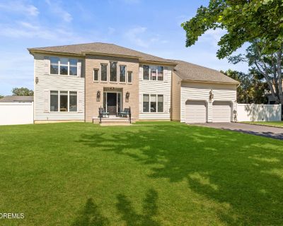 6 Bedroom 4BA Apartment For Rent in Eatontown, NJ