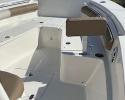 Sea Born LX24 Center Console LE 2025