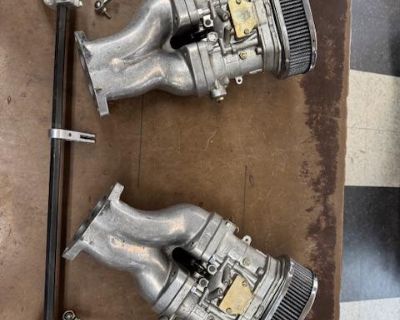 Dual Weber 40 IDF's **Good Used**