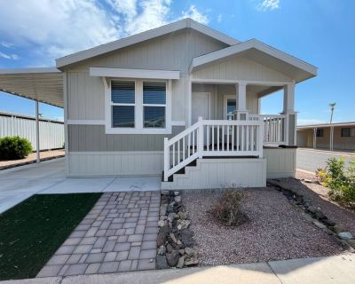 2 Bedroom 2BA 1104 ft Mobile Home For Rent in Apache Junction, AZ